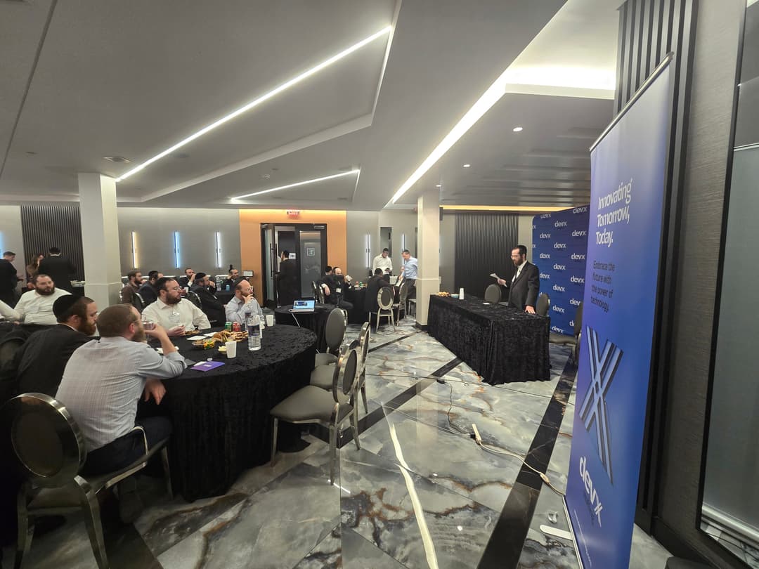 How to stay on budget event photo
